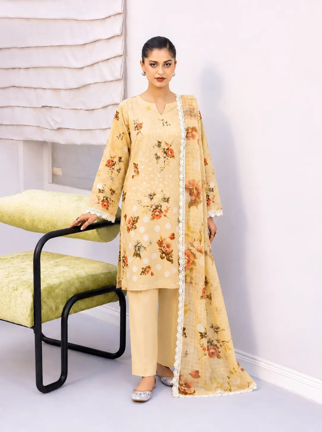 Premium lawn digital print 3 piece suit with crinkled shirt and milky lace dupatta for women