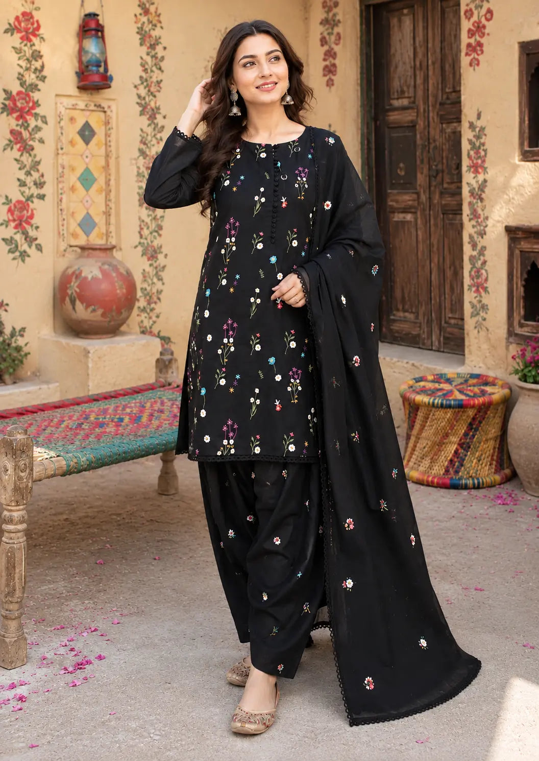 Indian_Booti_Style_3_Piece_Embroidered_Winter_Suit_with_Ready-to-Wear_Dupatta_Black
